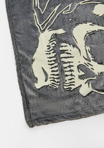 Elvira Comic Skull Glow In The Dark Blanket