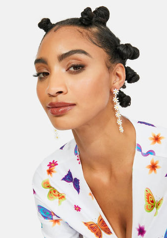 Peaceful Meadow Daisy Drop Earrings