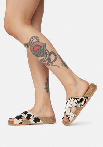 Moo Take The Risk Criss Cross Slides