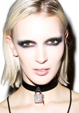 Luv Lockdown Choker