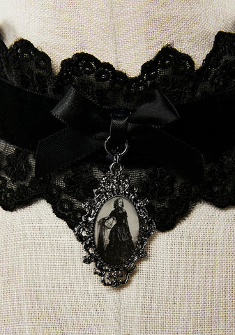 Hopelessly Devoted Lace Choker