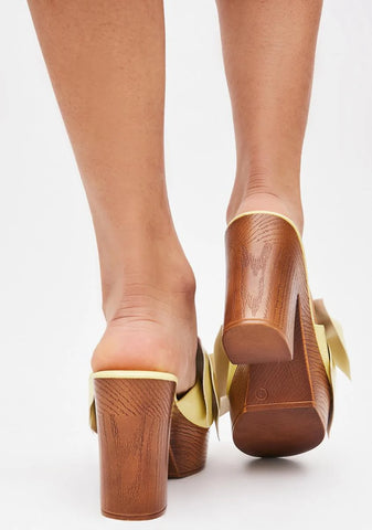 Sunny Girl's Girl Platform Bow Heels