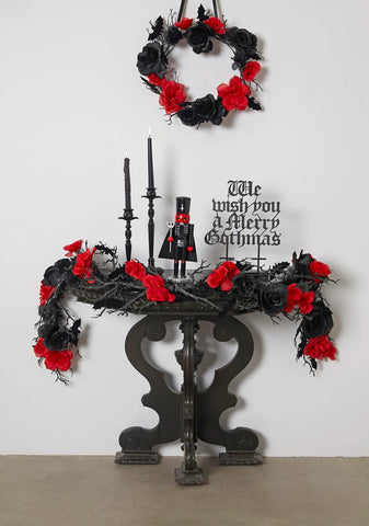 Merry And Fright Garland