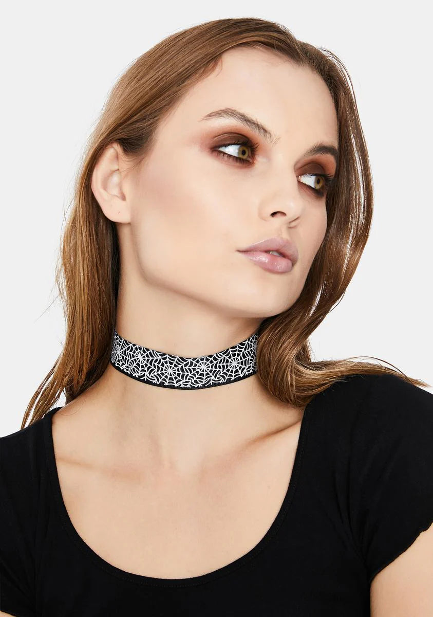 Wicked U Got Caught Spider Web Print Choker