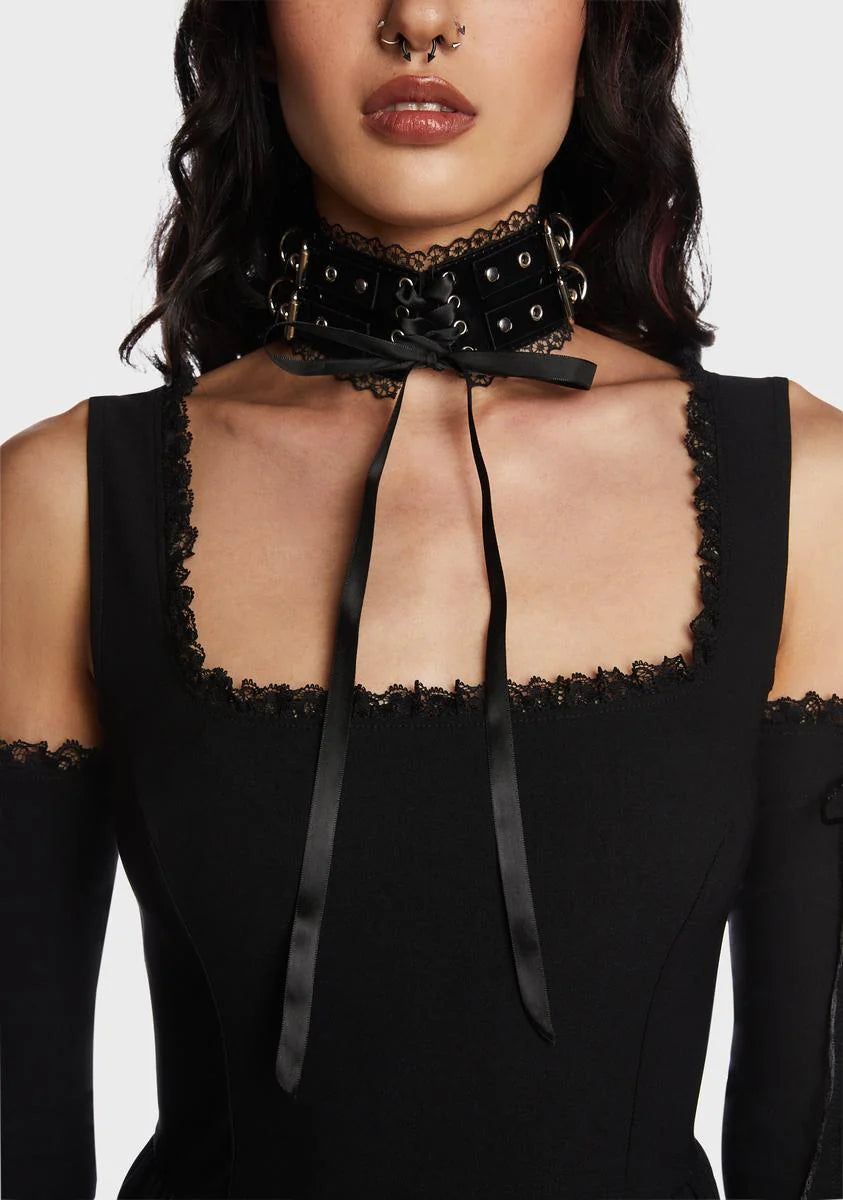 Midnight Mutters Lace-Up Choker