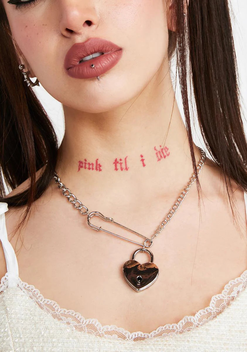 Fancy Desires Chain Necklace