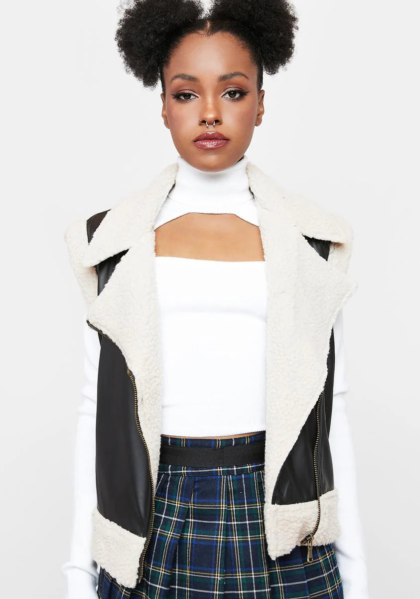Noir Shady Players Faux Sherpa Vest