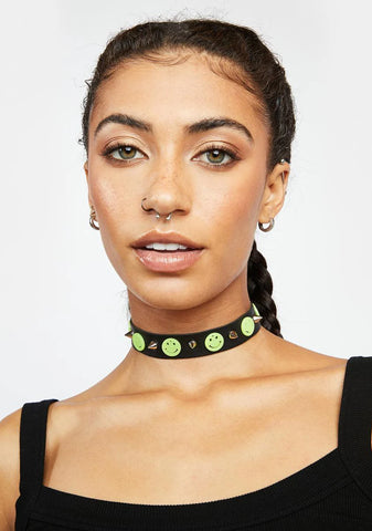 Smiling Is Overrated Spike Choker