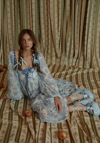 Witty Persuasions Platform Sandals