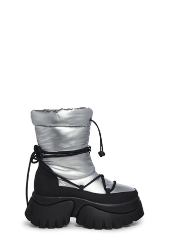 A Glass Mirage Snow Boots