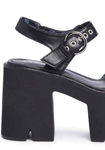 Nice To Me Platform Sandals