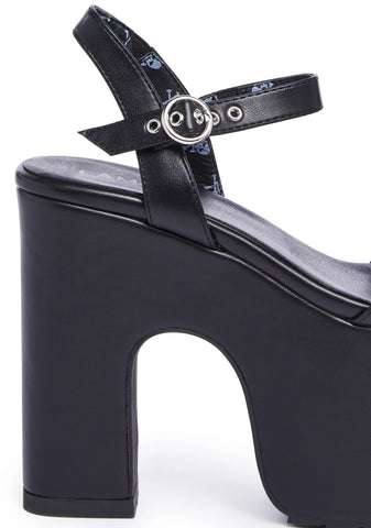 On Vacay Platform Sandals