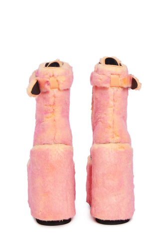 Traitor Boots - Pink Fur