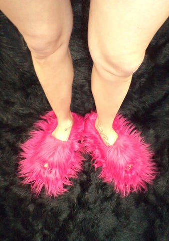 Case Of The Grumpies Fuzzy Slides - Pink