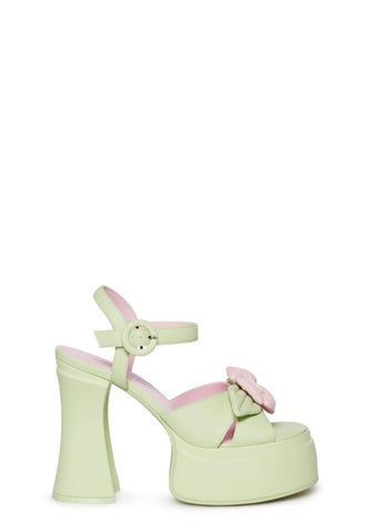 Carefree Muse Platform Sandals - Green