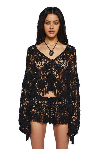 Palms Retreat Cropped Crochet Cardigan-Black