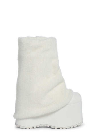 Snuggle Wonderland Platform Boots - White