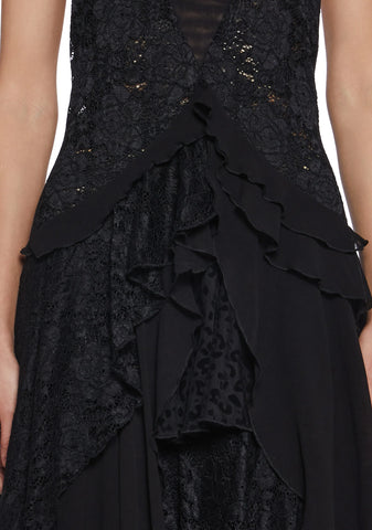 Assertive Beauty Lace Midi Dress