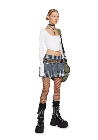 Back Stage Long Sleeve Crop Top