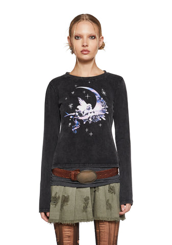 Daydreaming Muse Graphic Tee