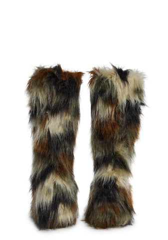 Liquid Rhythm Faux Fur Boots - Camo