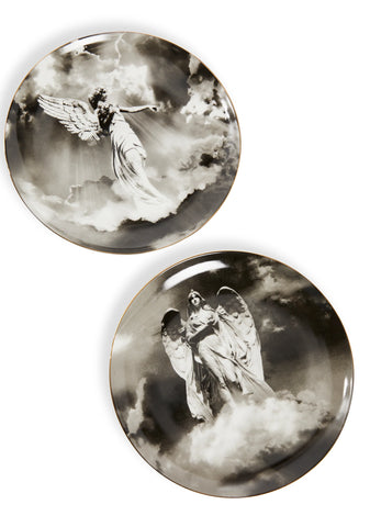 Scrumptious Delight Plate Set