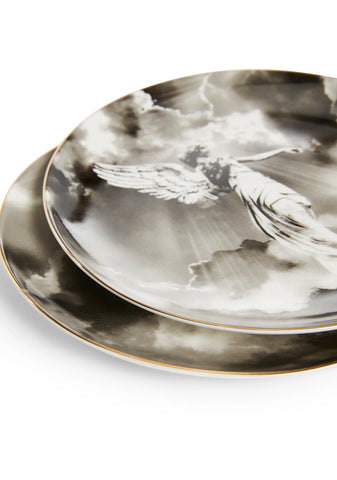 Scrumptious Delight Plate Set