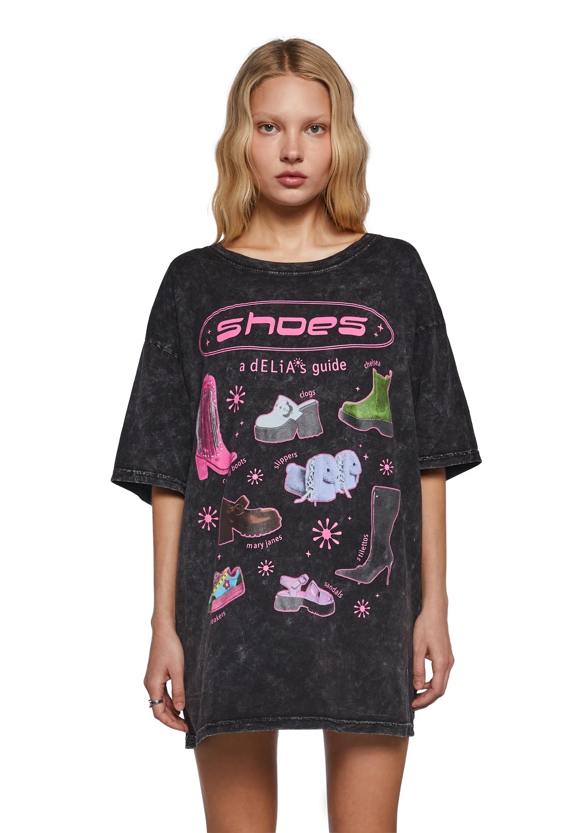 Shoe Guide Oversized Tee