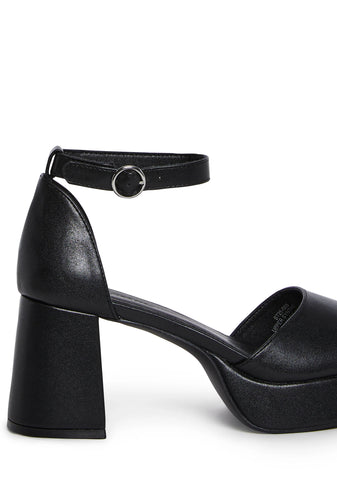 Soft Waltz Platform Sandals - Black