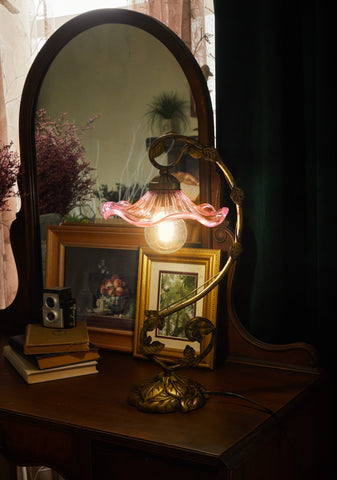 Dreamland Bloom Table Lamp - Pink