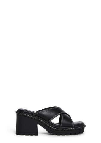 Star Worthy Cross Strap Slides - Black