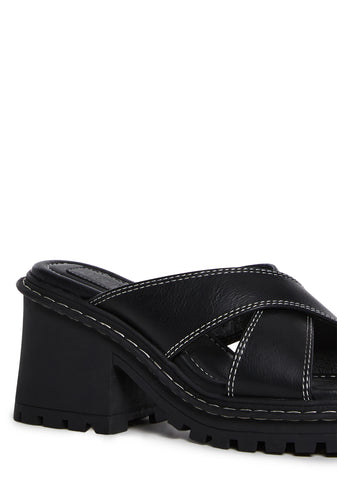 Star Worthy Cross Strap Slides - Black