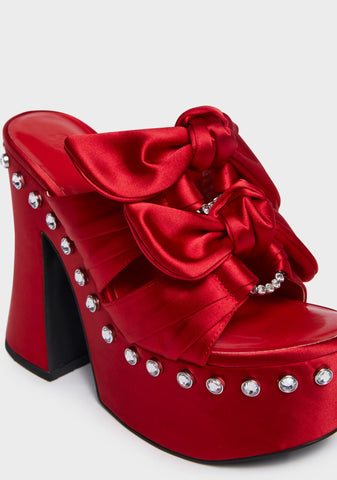 Lover Strike A Pose Bow Mule Heels