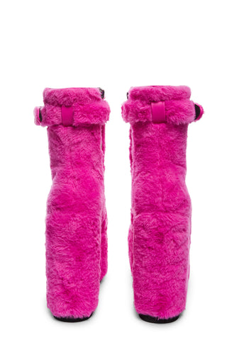 Traitor Boots - Hot Pink Fur