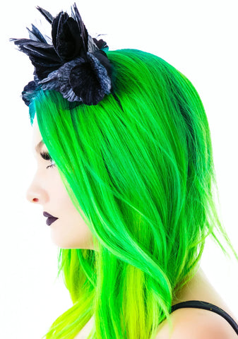 Lana Velvet Noir Crown