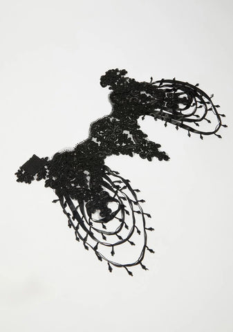 Belle Of The Dead Lace Collar