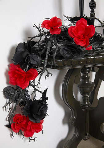 Merry And Fright Garland