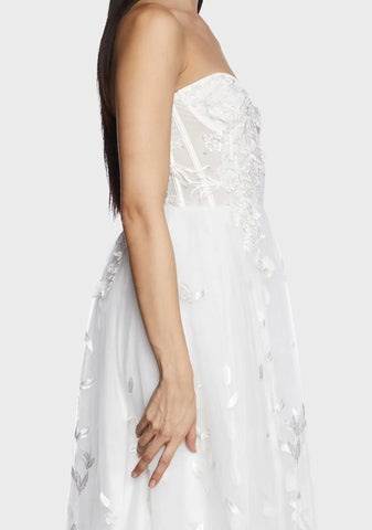 Romantic Threads Bridal Gown