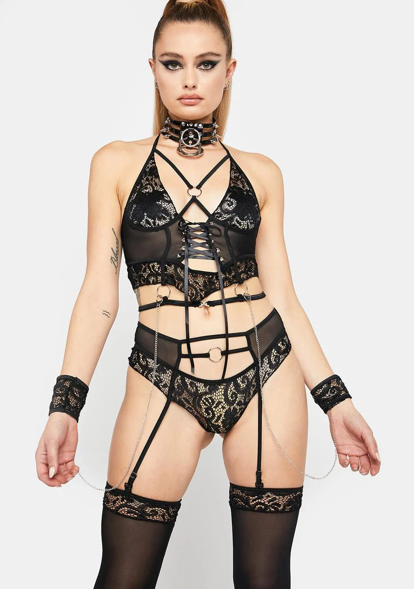 Mind Blown Garter Set