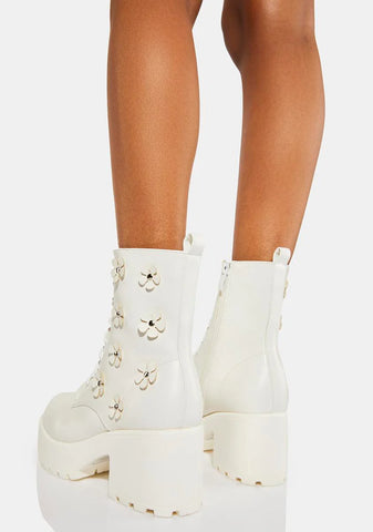 White Amabilis Flower Platform Boots