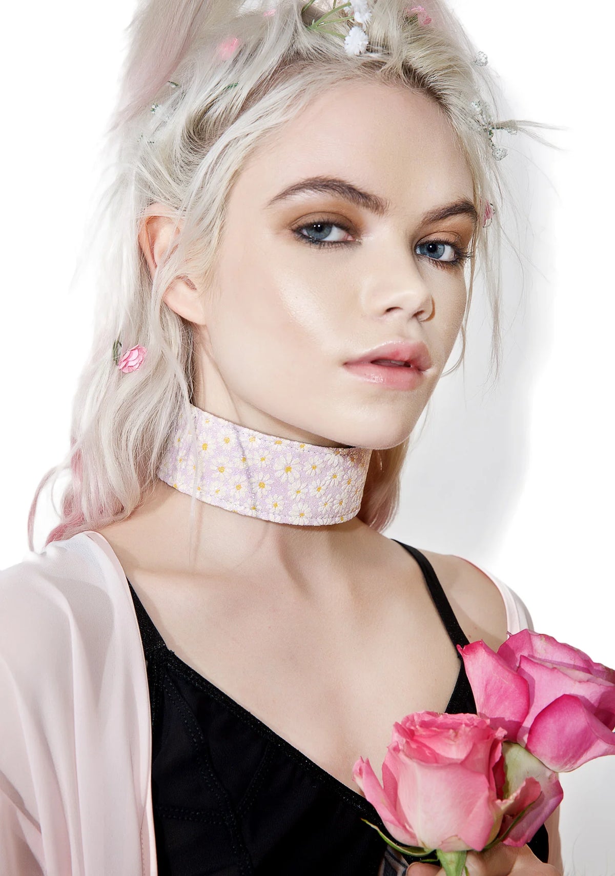 Harmonious Lace-Up Choker