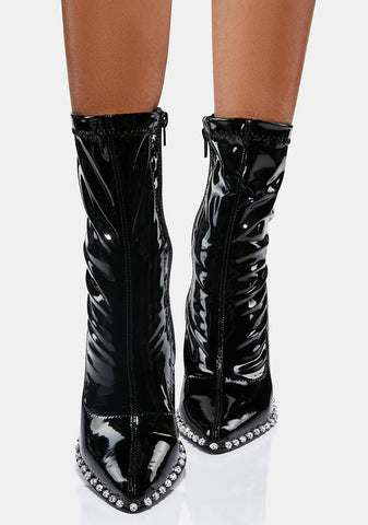 Noir Mooney Ankle Boots