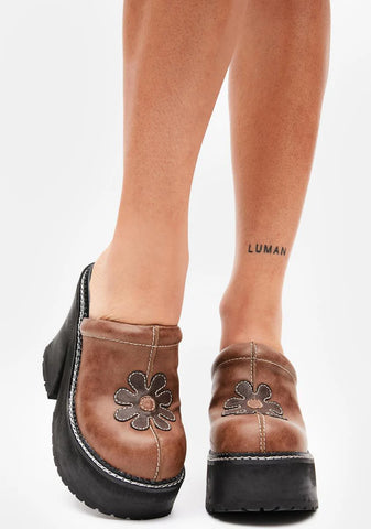 So Called Scheme Floral Clogs