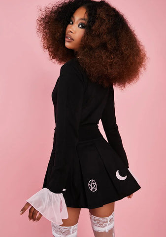 Wicca-dly Good Pleated Mini Skirt