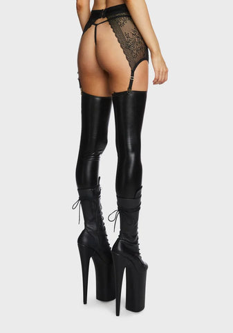 Don't Wanna Go Lingerie Set