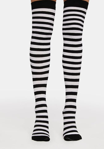 Aiming For Cute Striped Thigh Highs