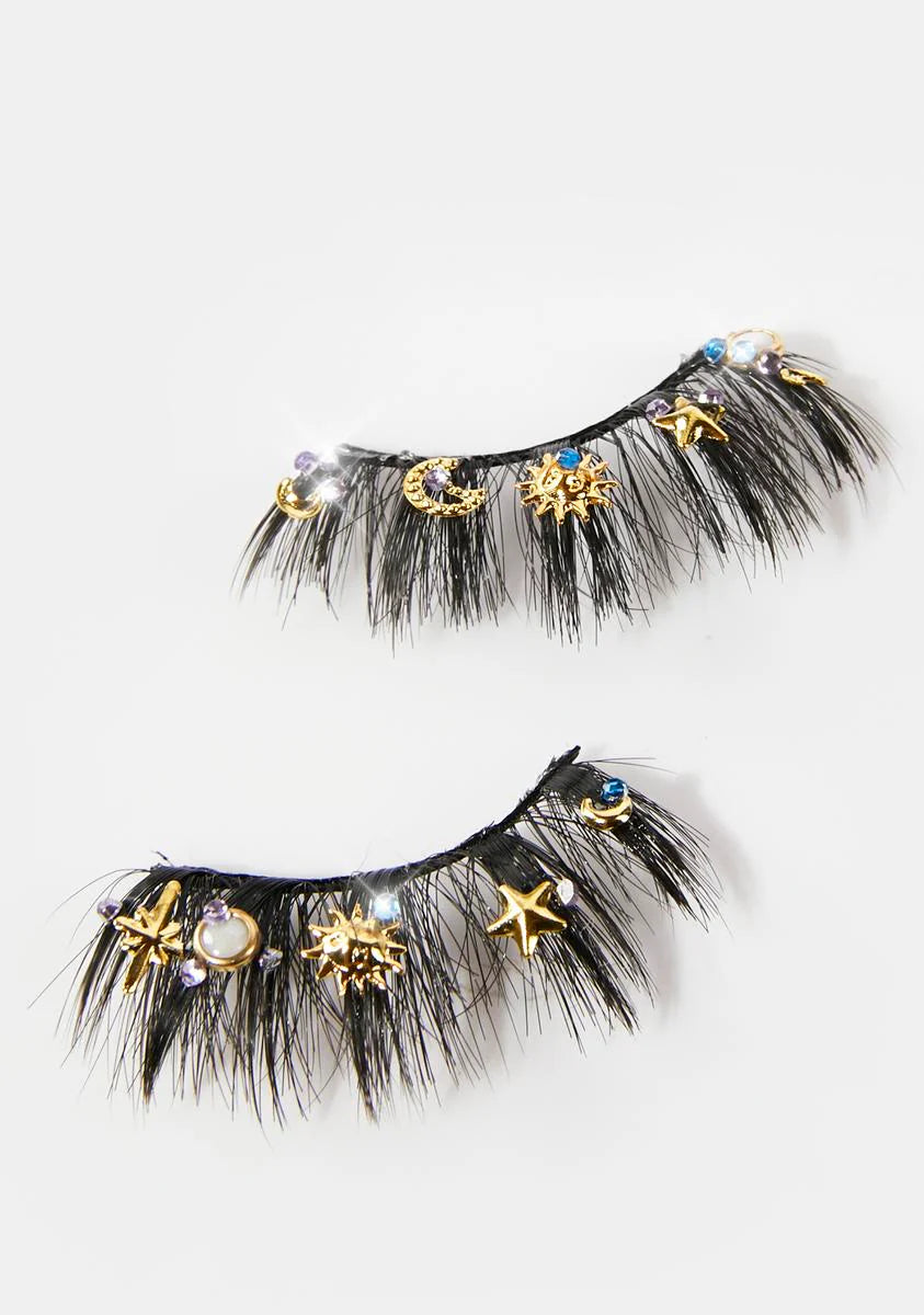 Capricorn Lashes