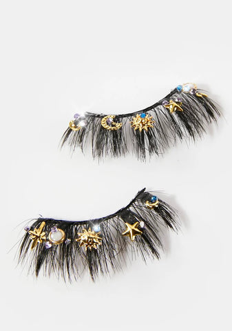 Capricorn Lashes