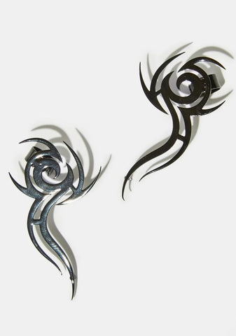 Fatal Attraction Swirl Ear Cuffs