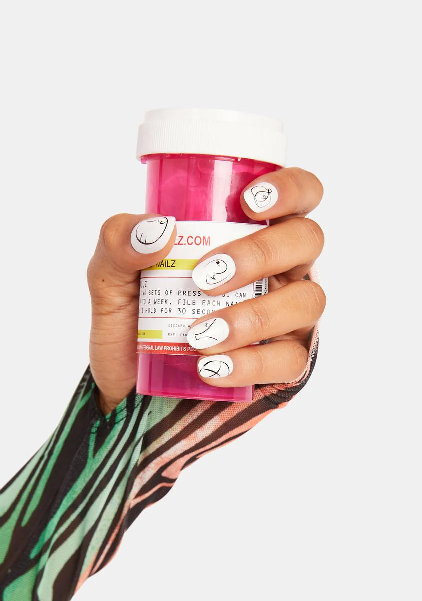 Abstract Face Press On Nailz